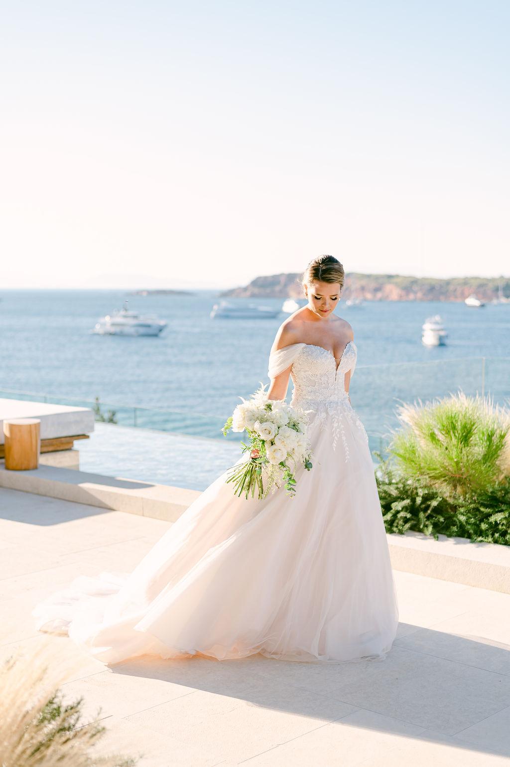 Luxury wedding on the Athens Riviera by Luxury wedding Planners Riviera Blu Events